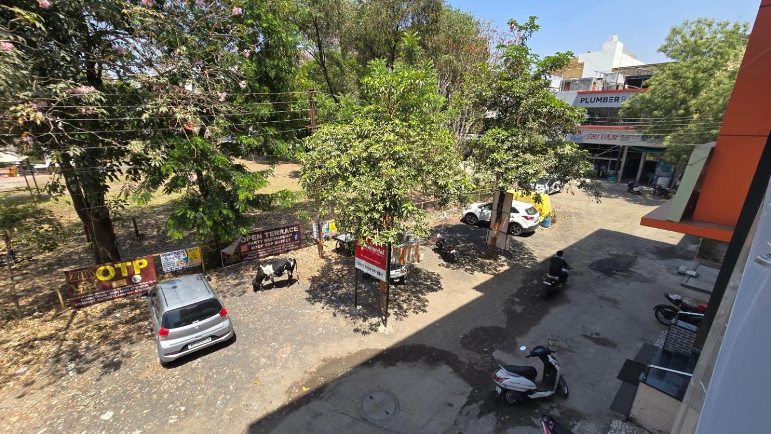Hotel Maheshwari Green'S Ujjain Exterior foto
